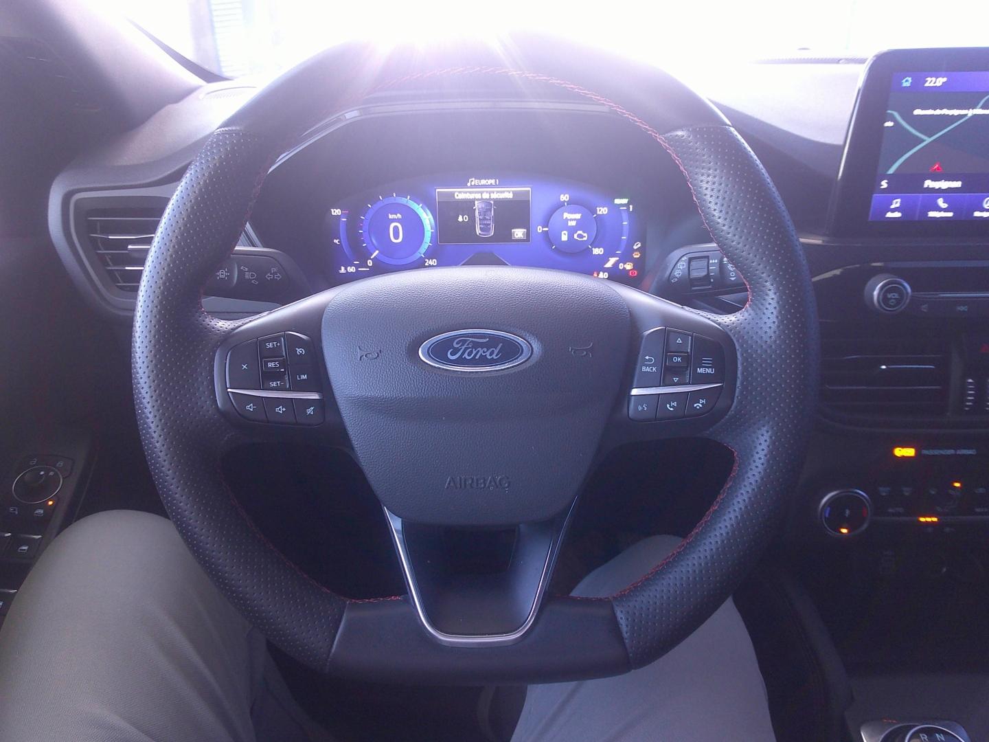 FORD Kuga 2.5 Duratec 190ch FHEV E85 ST-Line X BVA - Photo 5