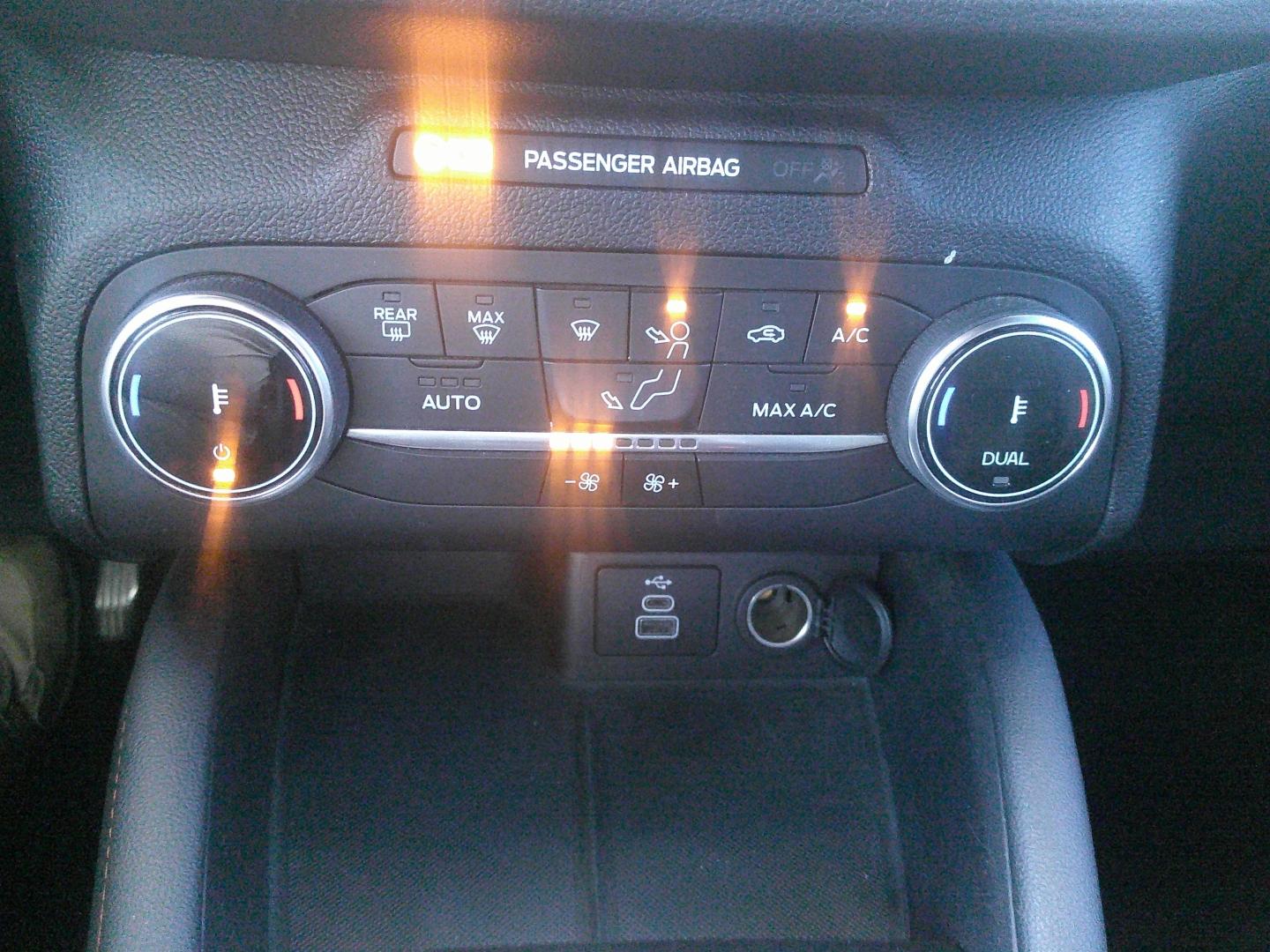 FORD Kuga 2.5 Duratec 190ch FHEV E85 ST-Line X BVA - Photo 16