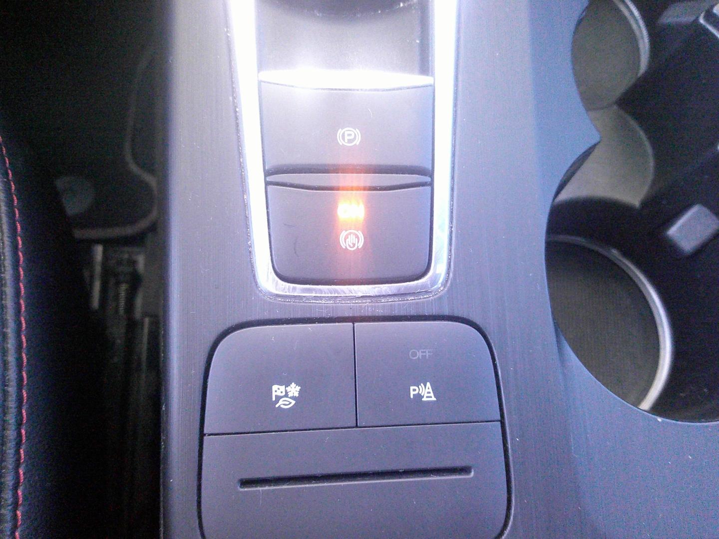 FORD Kuga 2.5 Duratec 190ch FHEV E85 ST-Line X BVA - Photo 18
