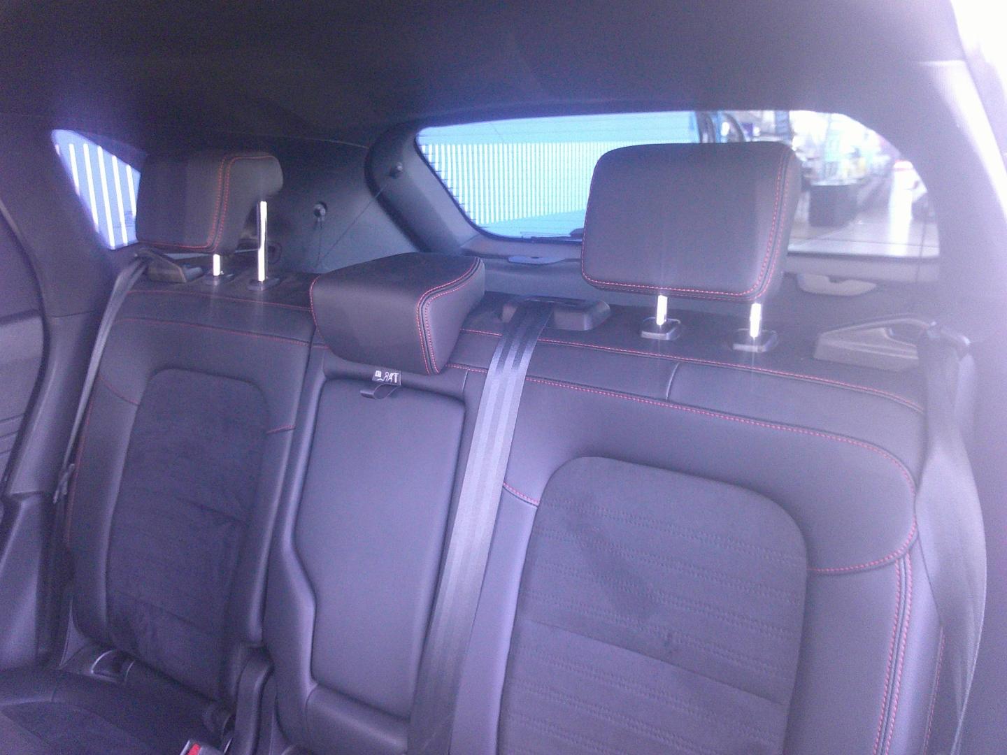 FORD Kuga 2.5 Duratec 190ch FHEV E85 ST-Line X BVA - Photo 22