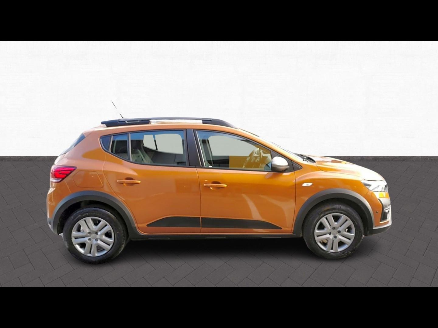 DACIA Sandero 1.0 TCe 90ch Stepway Expression - Photo 4