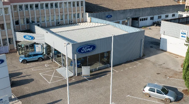 FORD ARLES