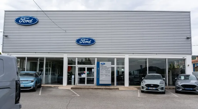 FORD BRIGNOLES