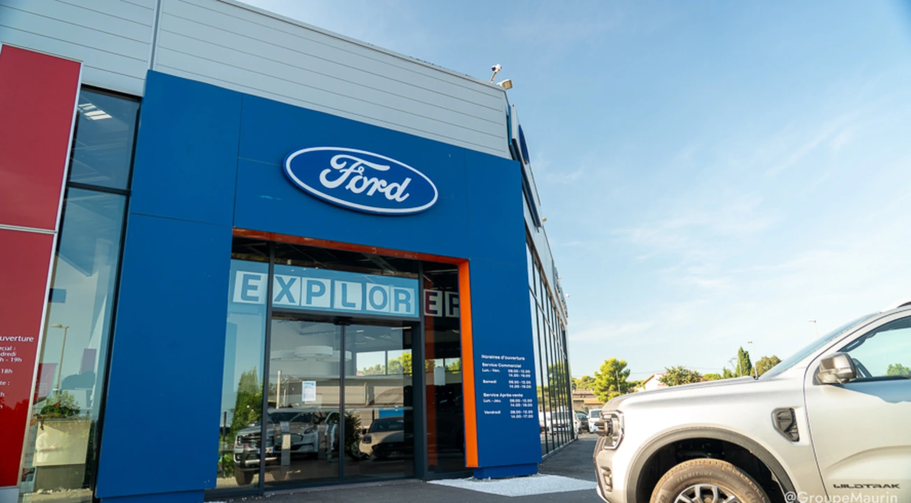FORD CAVAILLON