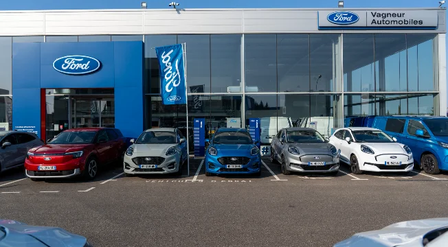 FORD PUGET-SUR-ARGENS