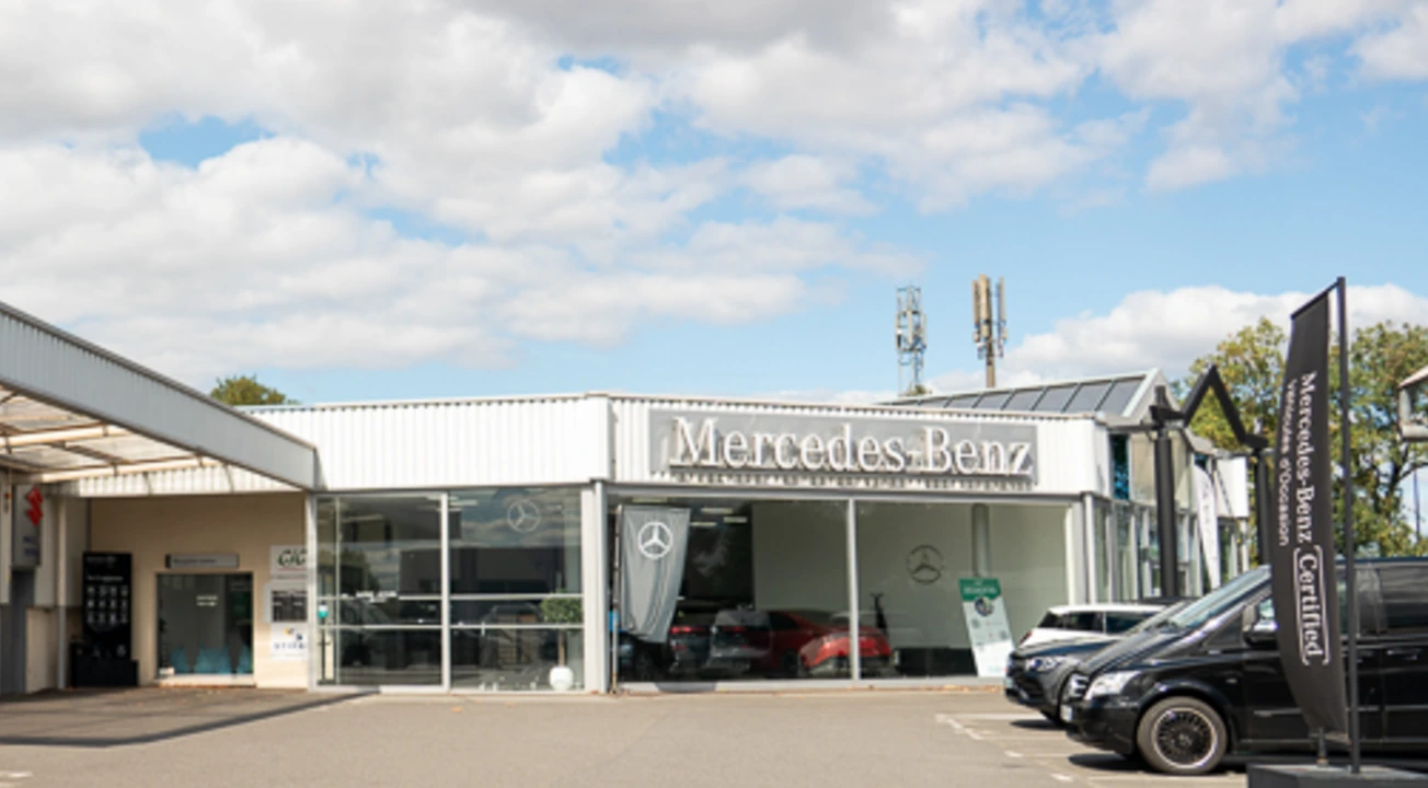 MERCEDES-BENZ AVERMES