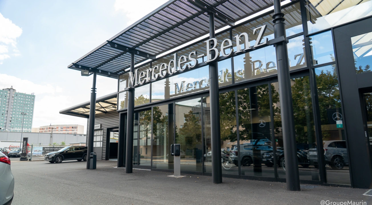 MERCEDES-BENZ MONTLUCON