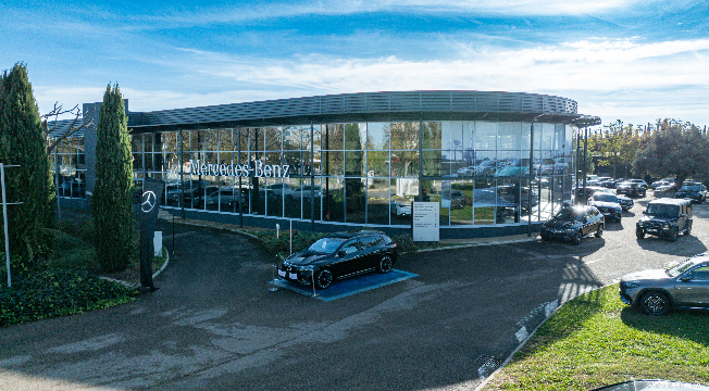 MERCEDES-BENZ NIMES