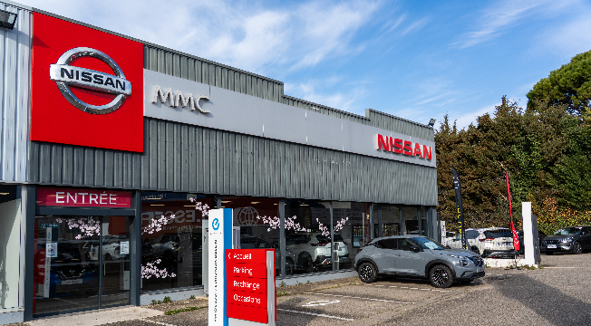 NISSAN CARPENTRAS