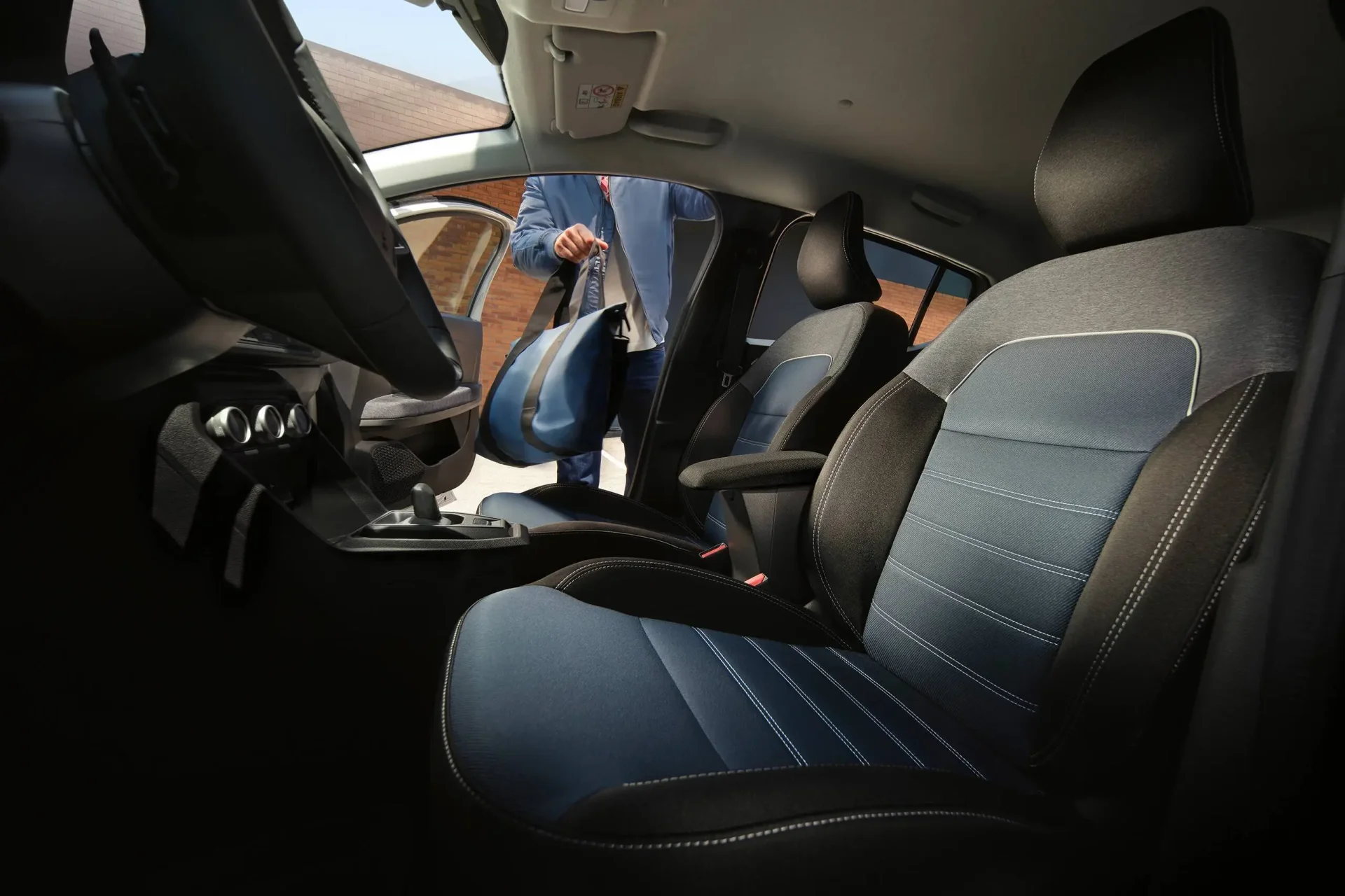 NOUVELLE SANDERO intérieur