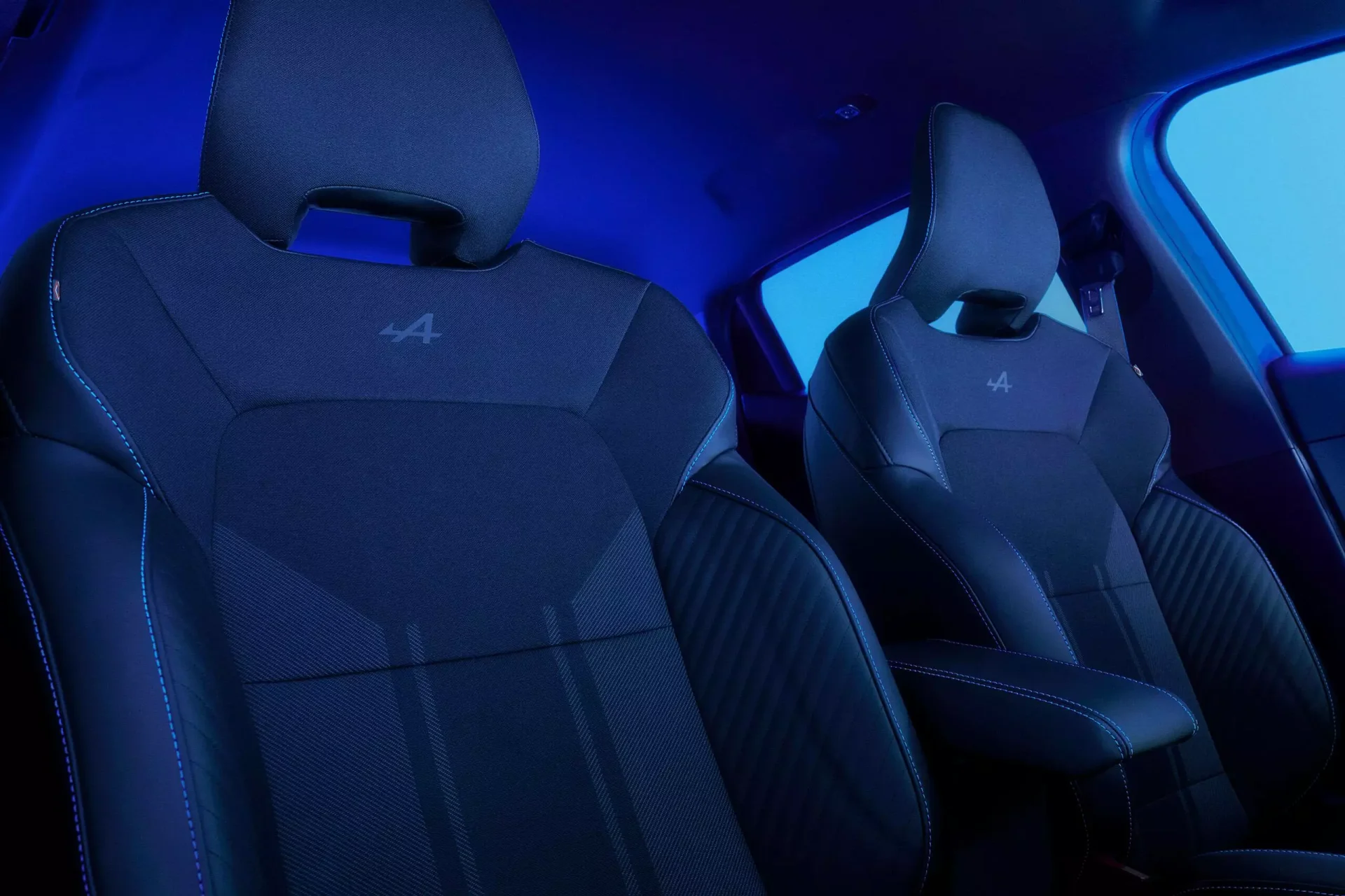 CLIO intérieur 2