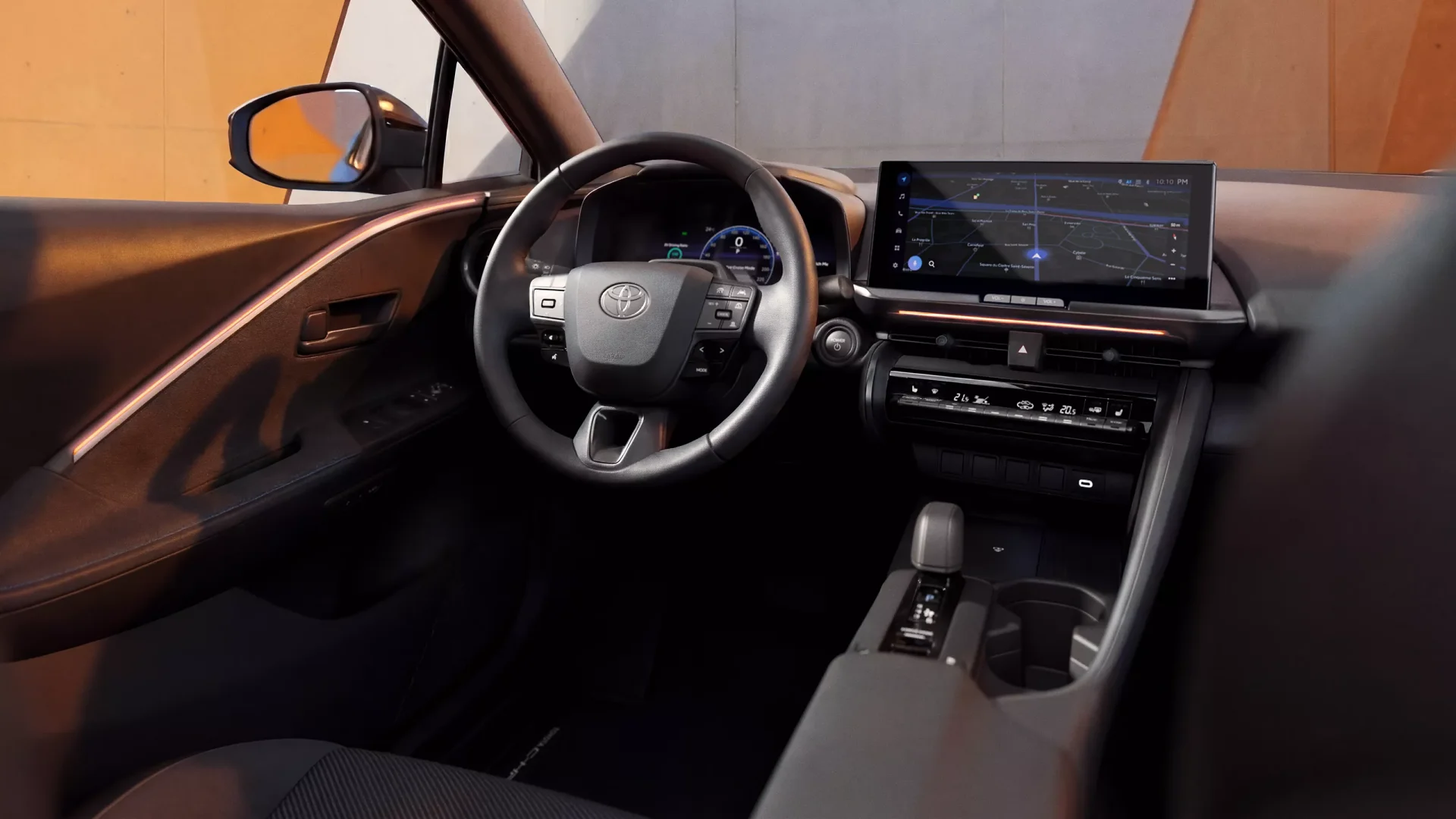 Toyota C-HR intérieur 5