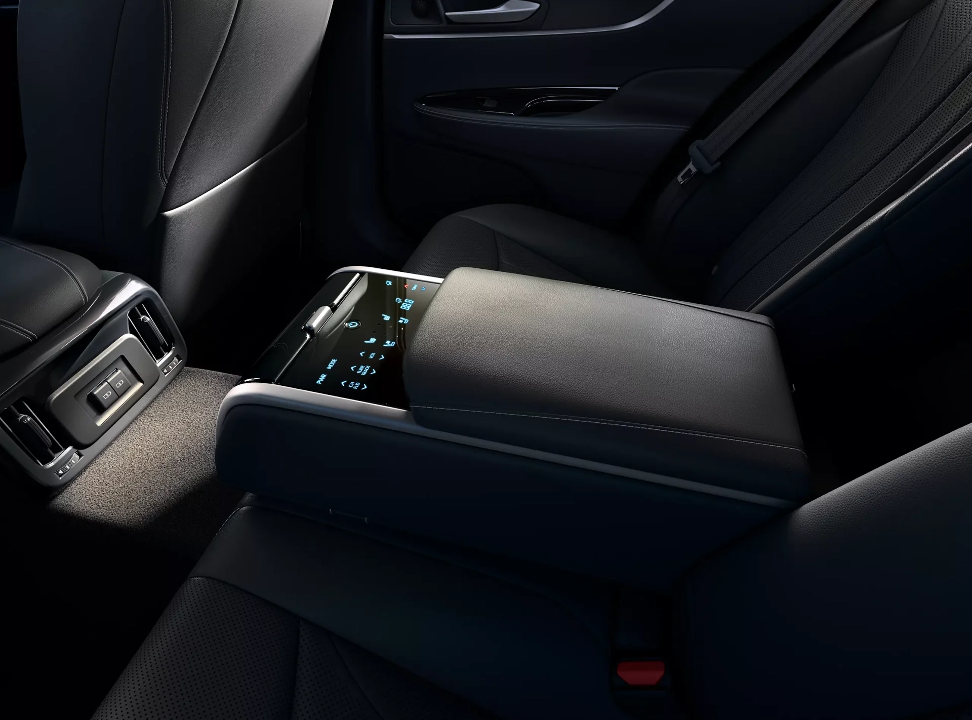 Mirai intérieur 3