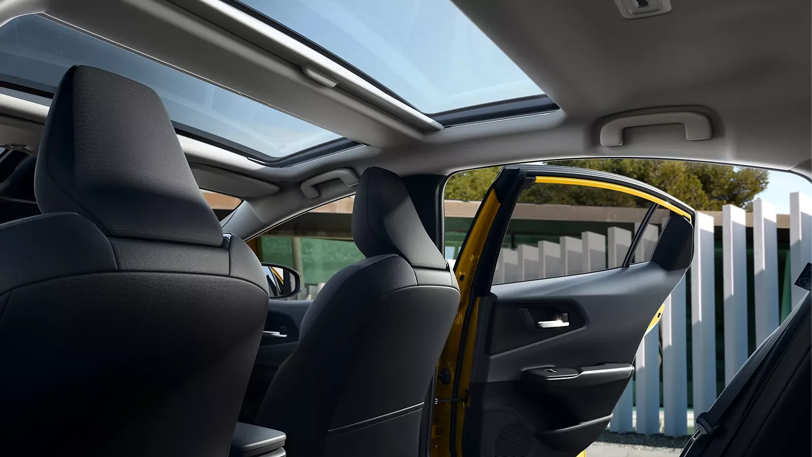 Prius Hybride Rechargeable intérieur 2