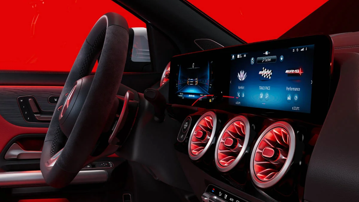 AMG GLA intérieur 2