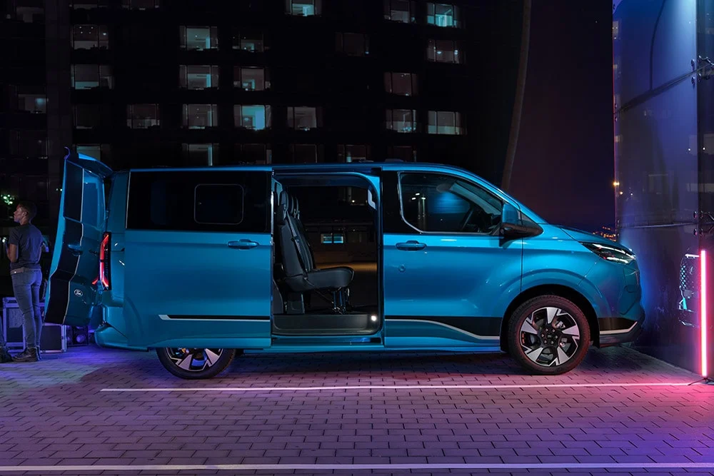 E-Transit Custom extérieur 4