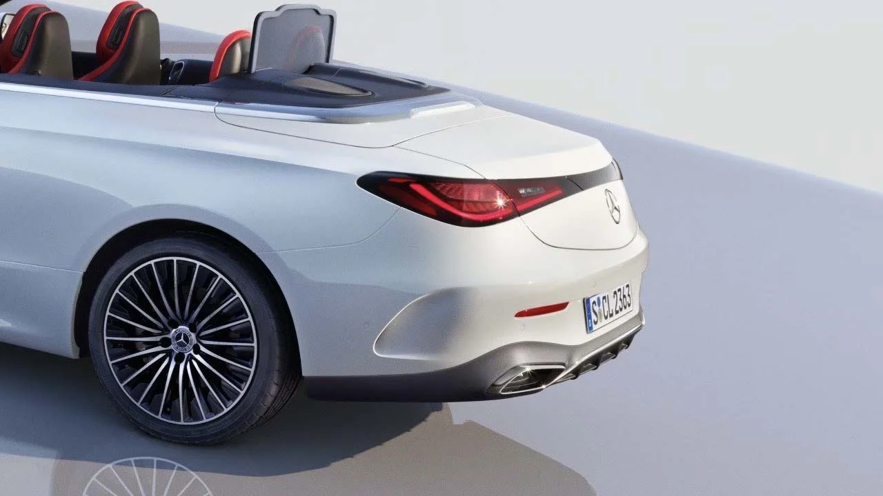 CLE Cabriolet intérieur 5