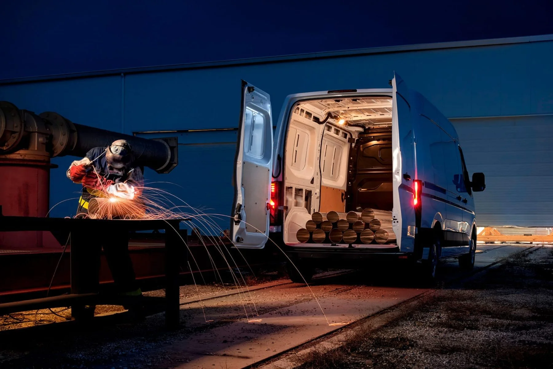 Nissan Interstar extérieur 3