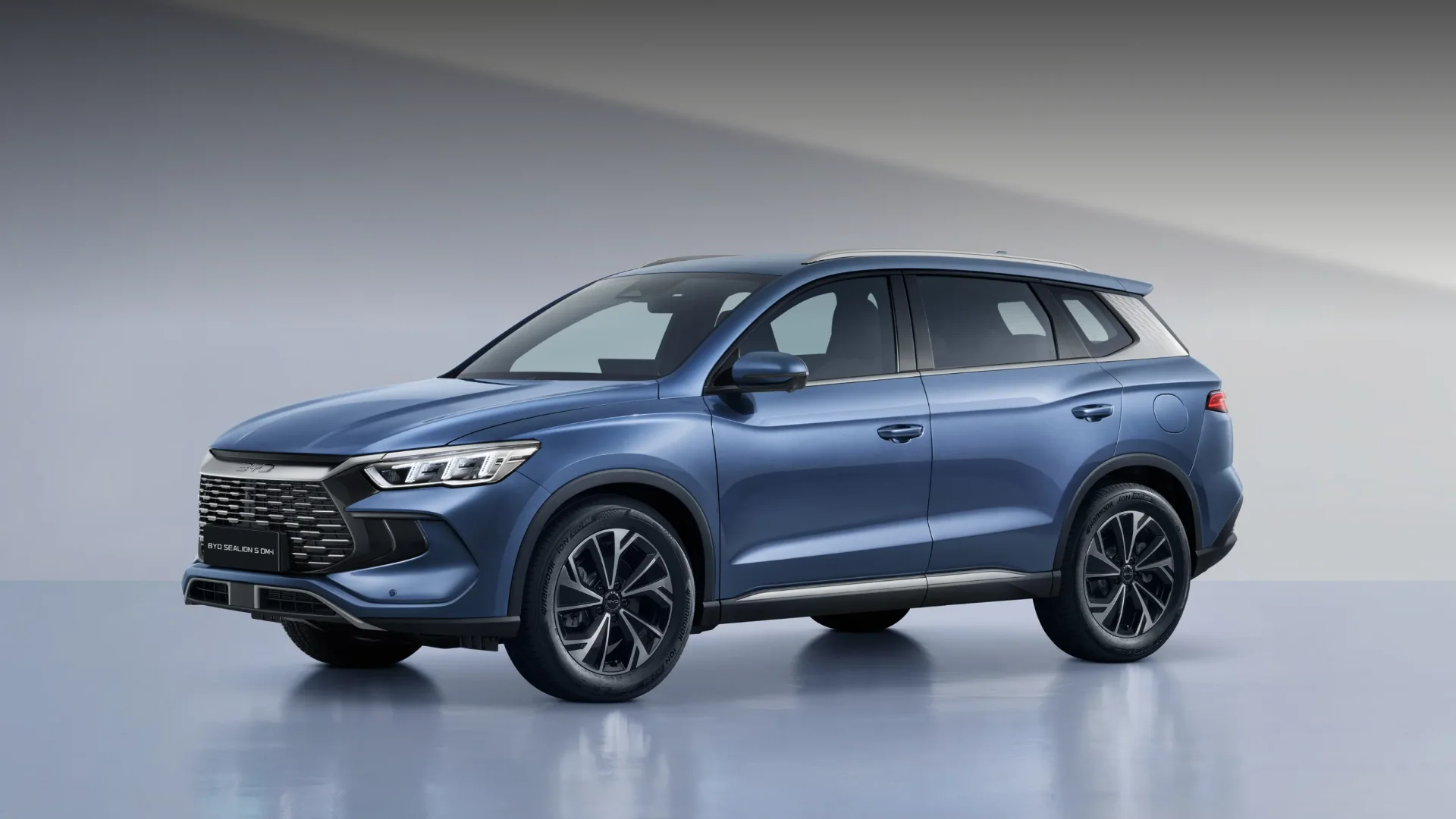 BYD SEALION 5 DM-i extérieur
