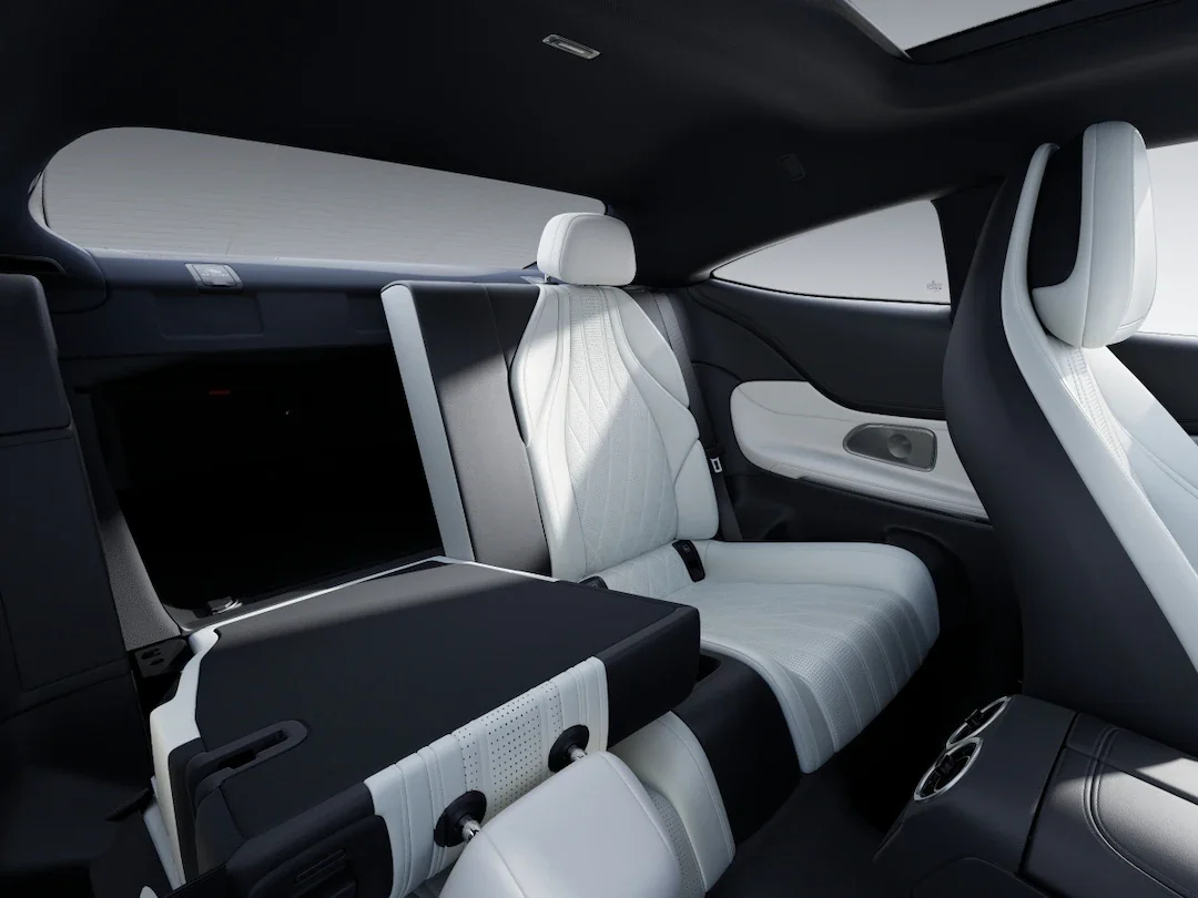CLE Coupé intérieur 4