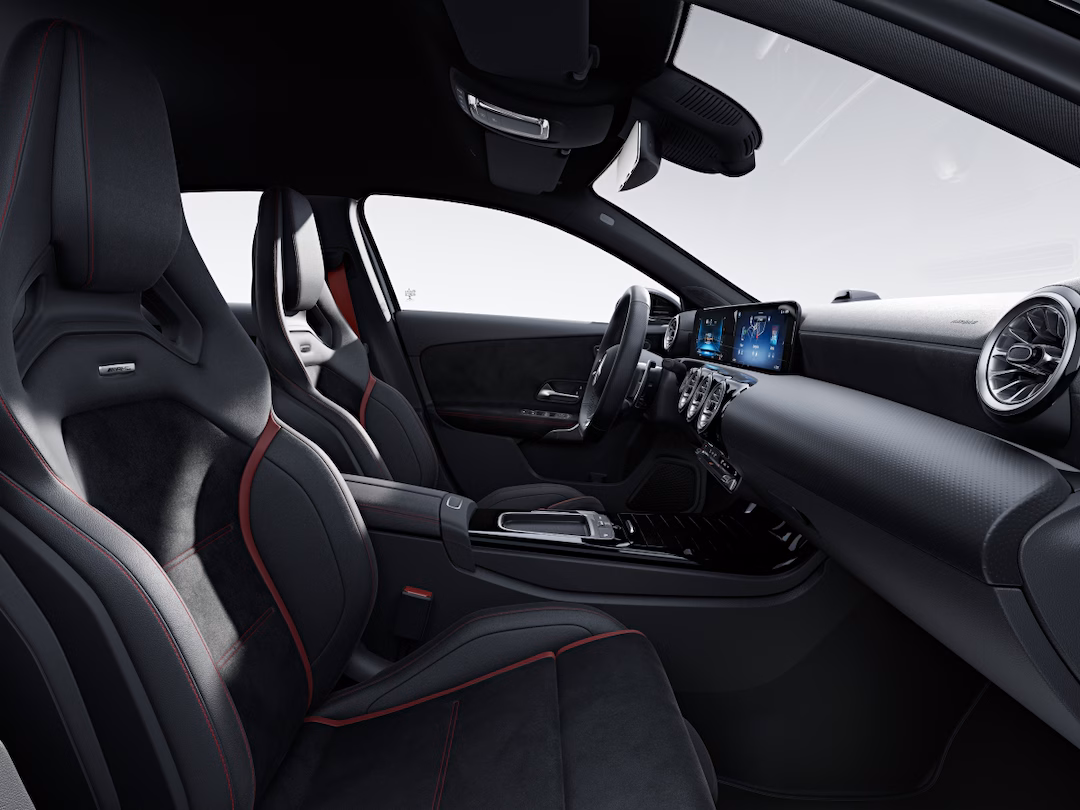  AMG Classe A Compacte intérieur 3