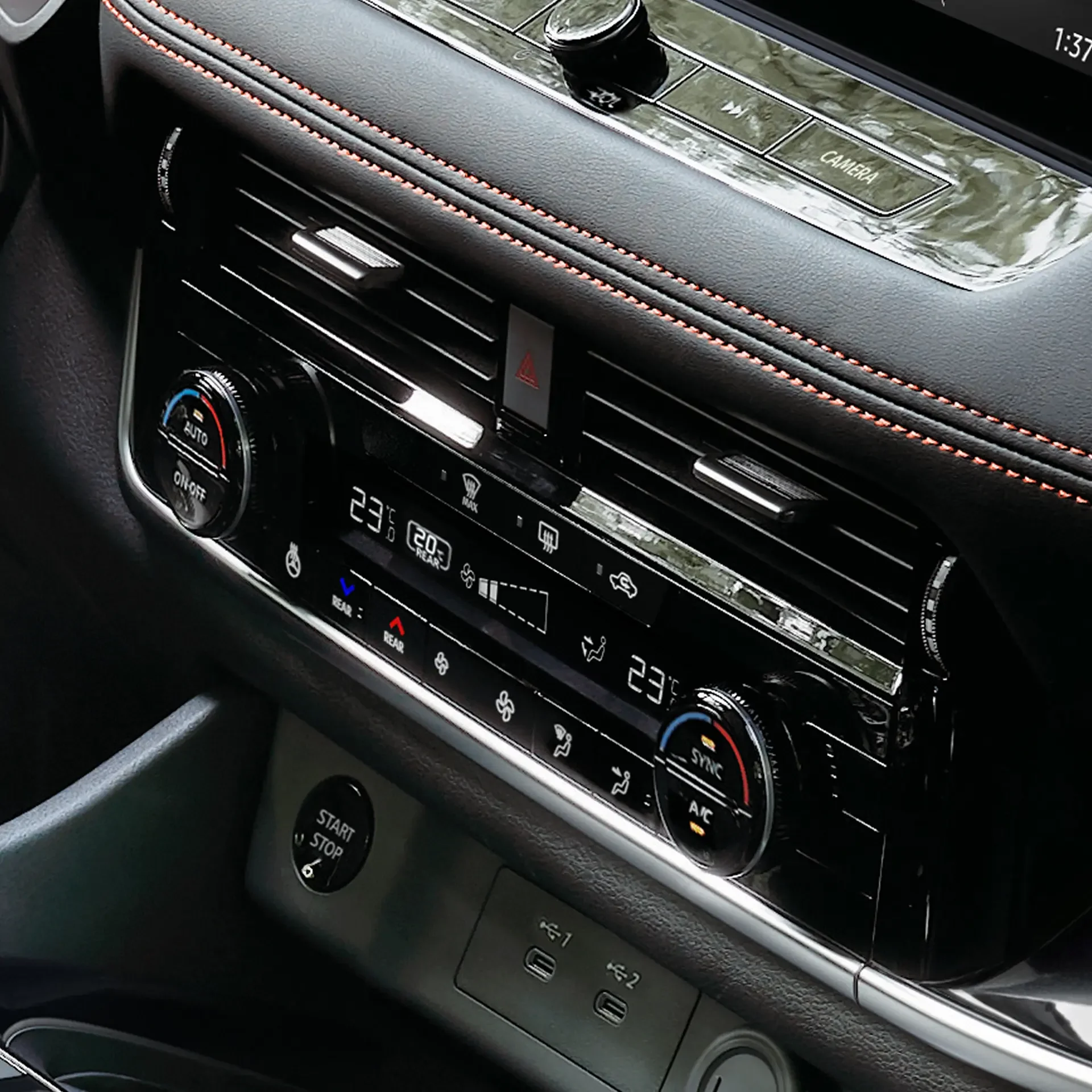 X-Trail intérieur 4