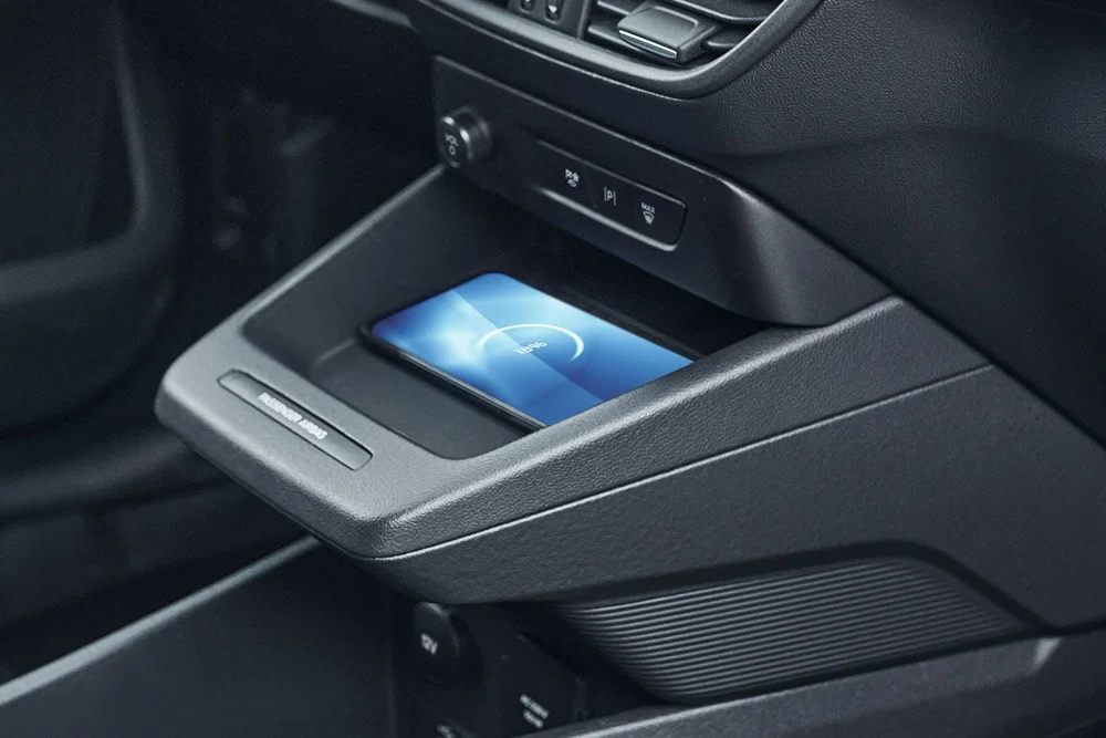 Nouveau E-Tourneo Courier intérieur 4