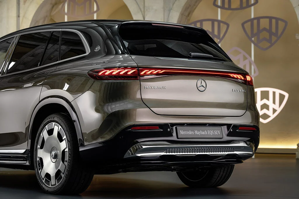Mercedes-Maybach EQS SUV extérieur 4