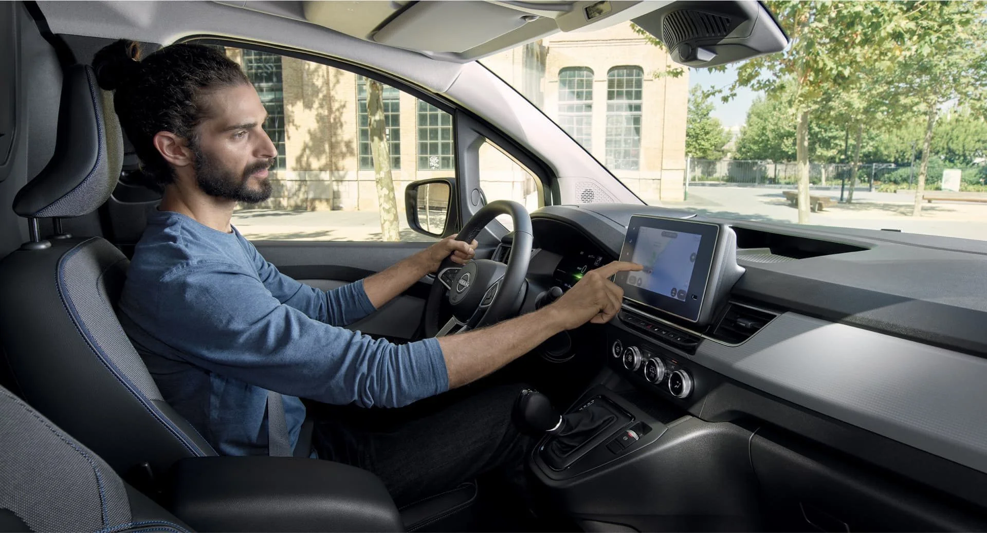 Nissan Townstar Fourgon intérieur 4