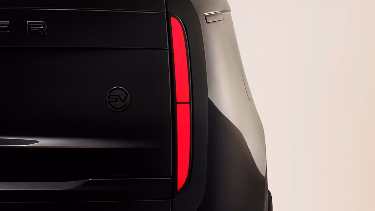 RANGE ROVER SV extérieur 3