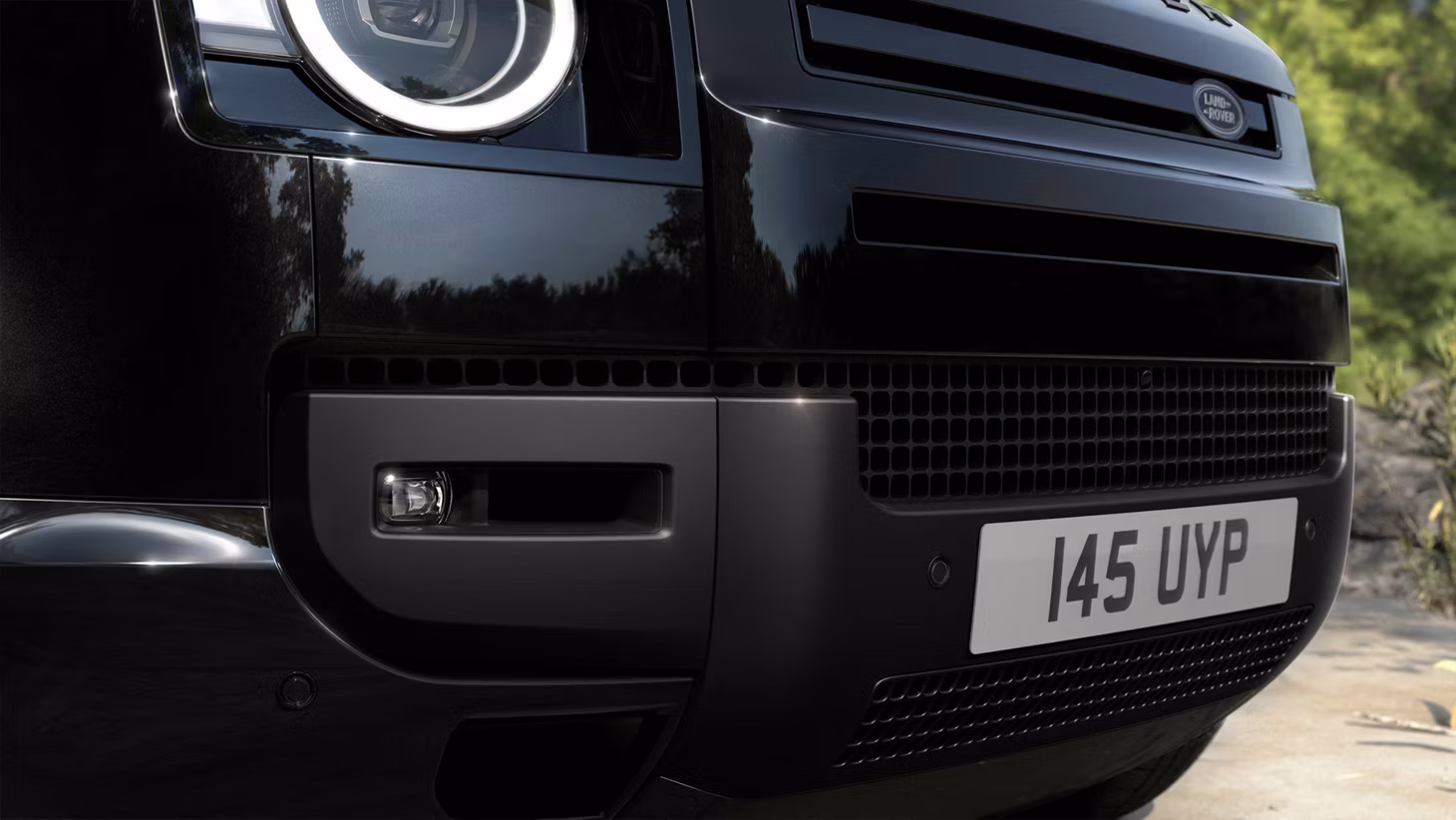 DEFENDER 130 extérieur 3