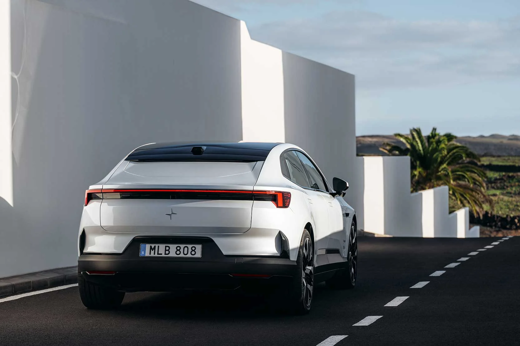 Polestar 4 extérieur 3