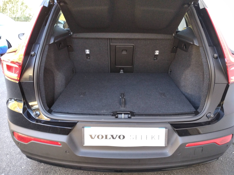 Photo 9 de l’annonce de VOLVO XC40 d’occasion à vendre à Aix-en-Provence