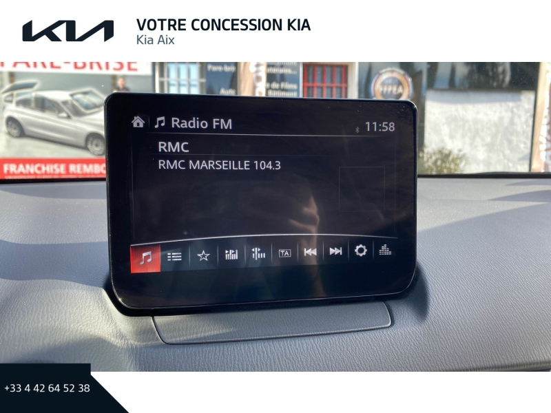 Photo 10 de l’annonce de MAZDA Mazda 2 d’occasion à vendre à Aix-en-Provence