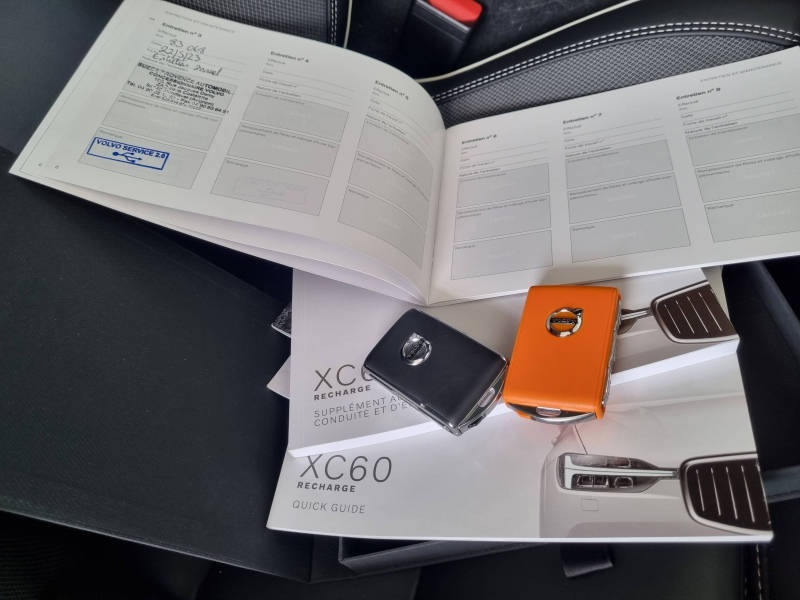 Photo 8 de l’annonce de VOLVO XC60 d’occasion à vendre à AVIGNON