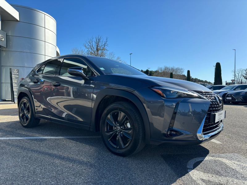 Photo 3 de l’annonce de LEXUS UX d’occasion à vendre à MONTFAVET