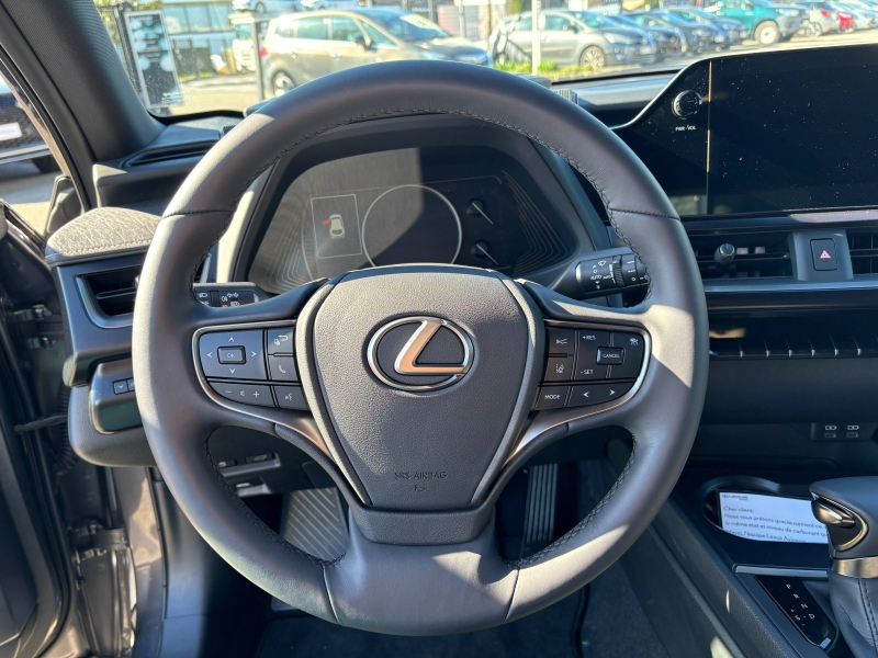 Photo 18 de l’annonce de LEXUS UX d’occasion à vendre à MONTFAVET