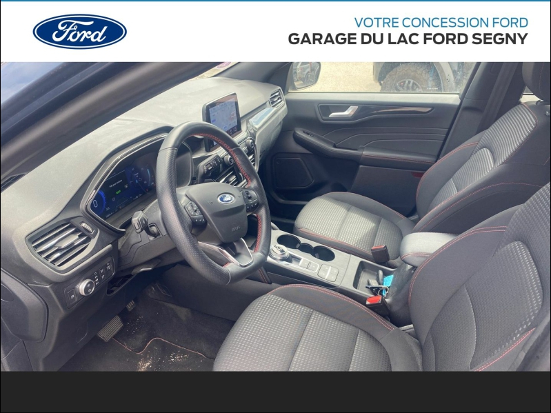 Photo 5 de l’annonce de FORD Kuga d’occasion à vendre à PAYS DE GEX