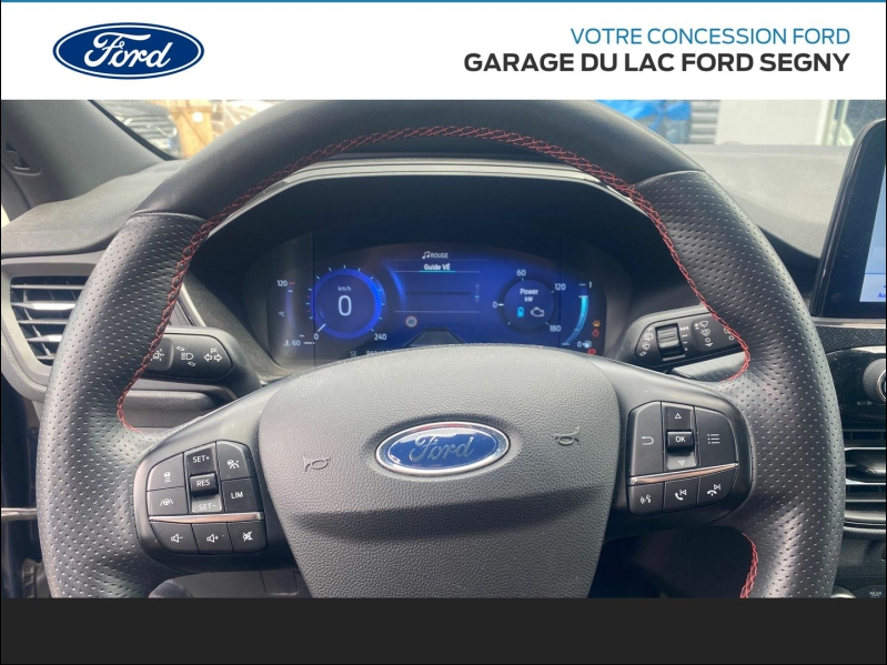 Photo 8 de l’annonce de FORD Kuga d’occasion à vendre à PAYS DE GEX
