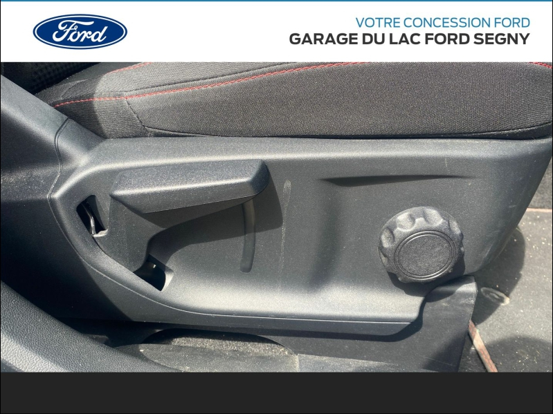 Photo 20 de l’annonce de FORD Kuga d’occasion à vendre à PAYS DE GEX