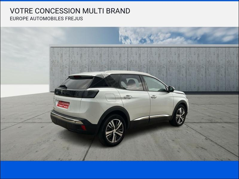 Photo 4 de l’annonce de PEUGEOT 3008 d’occasion à vendre à Fréjus