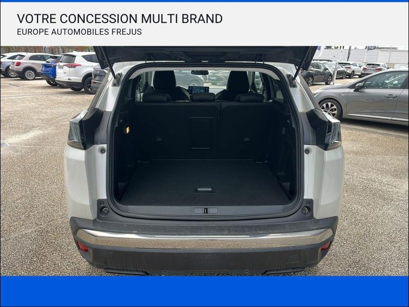Photo 10 de l’annonce de PEUGEOT 3008 d’occasion à vendre à Fréjus