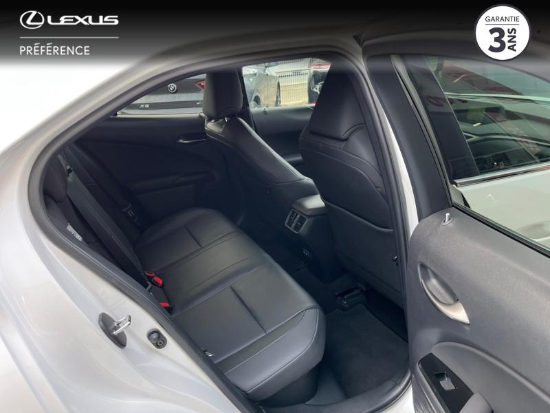 Photo 7 de l’annonce de LEXUS UX d’occasion à vendre à LATTES