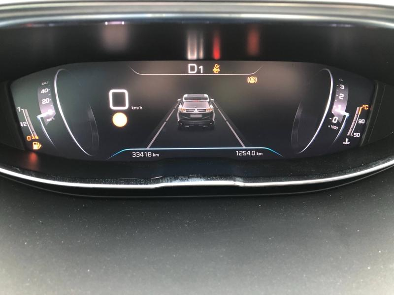 Photo 16 de l’annonce de PEUGEOT 3008 d’occasion à vendre à Fréjus