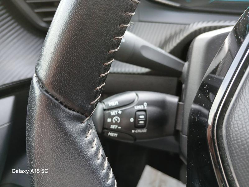 Photo 14 de l’annonce de PEUGEOT 2008 d’occasion à vendre à NÎMES