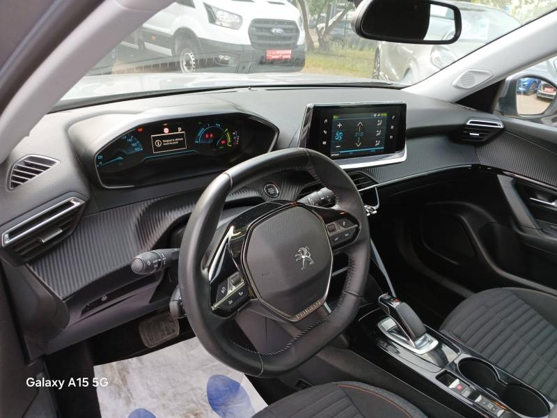 Photo 16 de l’annonce de PEUGEOT 2008 d’occasion à vendre à NÎMES