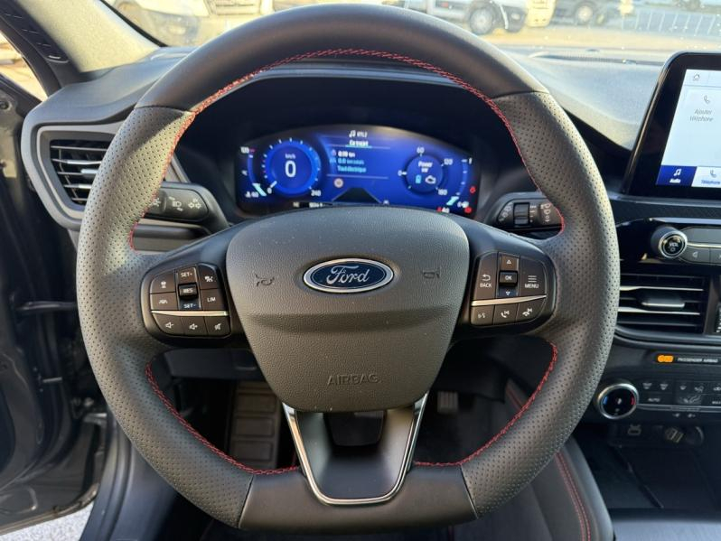 Photo 13 de l’annonce de FORD Kuga d’occasion à vendre à LA VALETTE