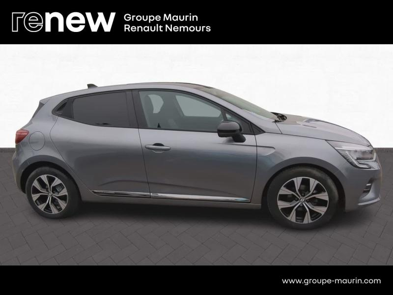 Photo 6 de l’annonce de RENAULT Clio d’occasion à vendre à SAINT PIERRE LES NEMOURS