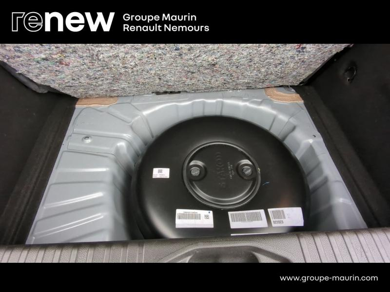 Photo 11 de l’annonce de RENAULT Clio d’occasion à vendre à SAINT PIERRE LES NEMOURS
