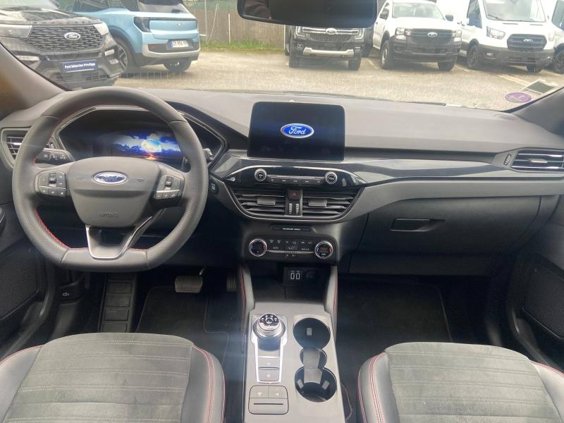 Photo 11 de l’annonce de FORD Kuga d’occasion à vendre à BRIGNOLES